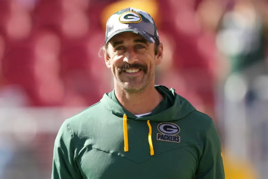 Aaron Rodgers spends his final days as a Packer at a Costa Rican healing retreat