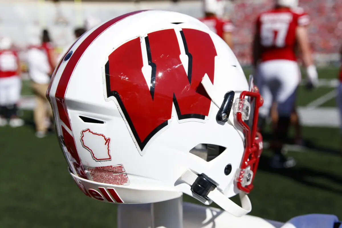 Several Badgers sign as undrafted free agents