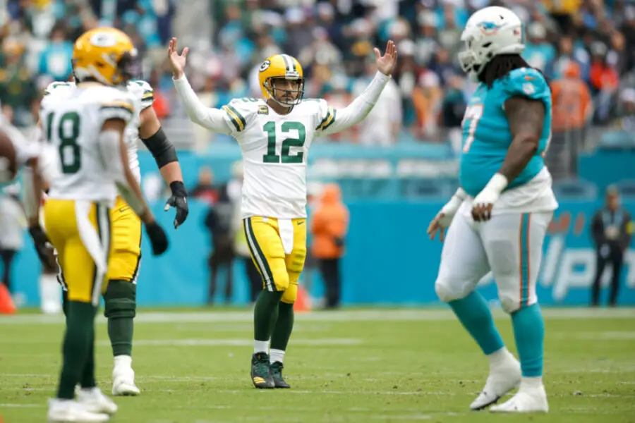 Aaron Rodgers trade: Wild three-team trade proposed