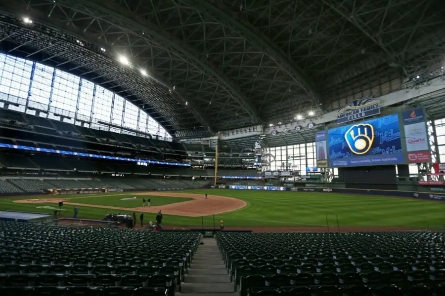 Milwaukee Brewers division rival Chicago Cubs DFA Eric Hosmer