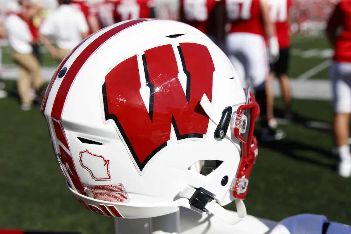 1 Wisconsin Badgers Player Named Top 10 Prospect At His Position For