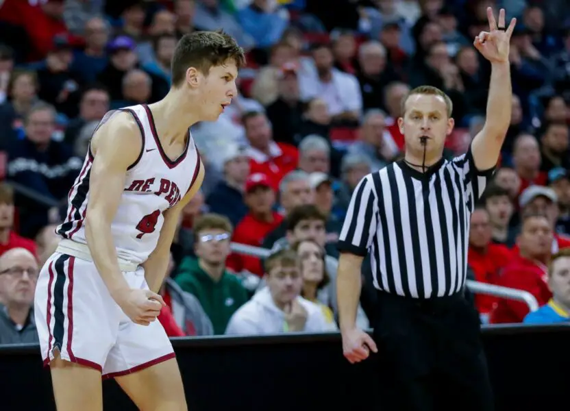 Wisconsin Basketball Recruiting Interested In De Pere Guard Zach Kinziger