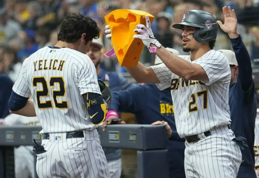 Brewers Fans React to Christian Yelich's Multi-Homer Series