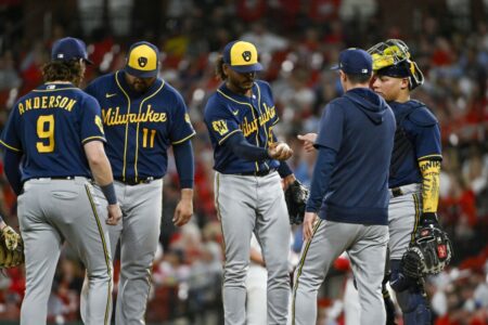Milwaukee Brewers and St Louis Cardinals