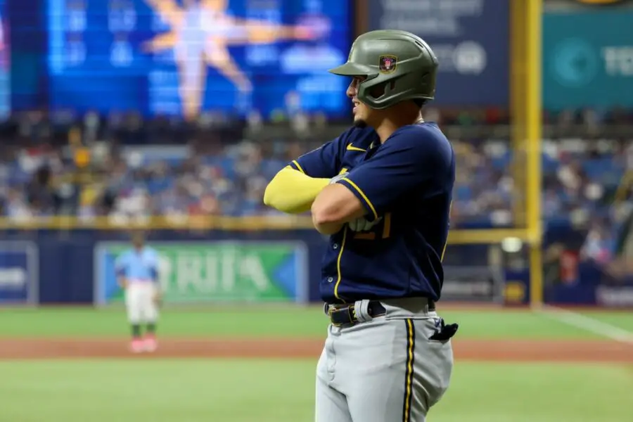 Milwaukee Brewers Willy Adames home run against Tampa Bay Rays