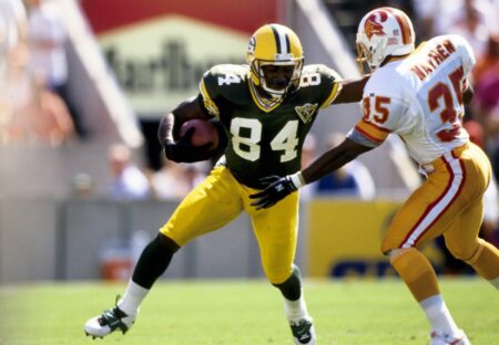 Green Bay Packers legend Gilbert Brown makes the case for Sterling Sharpe to be in the Hall of Fame