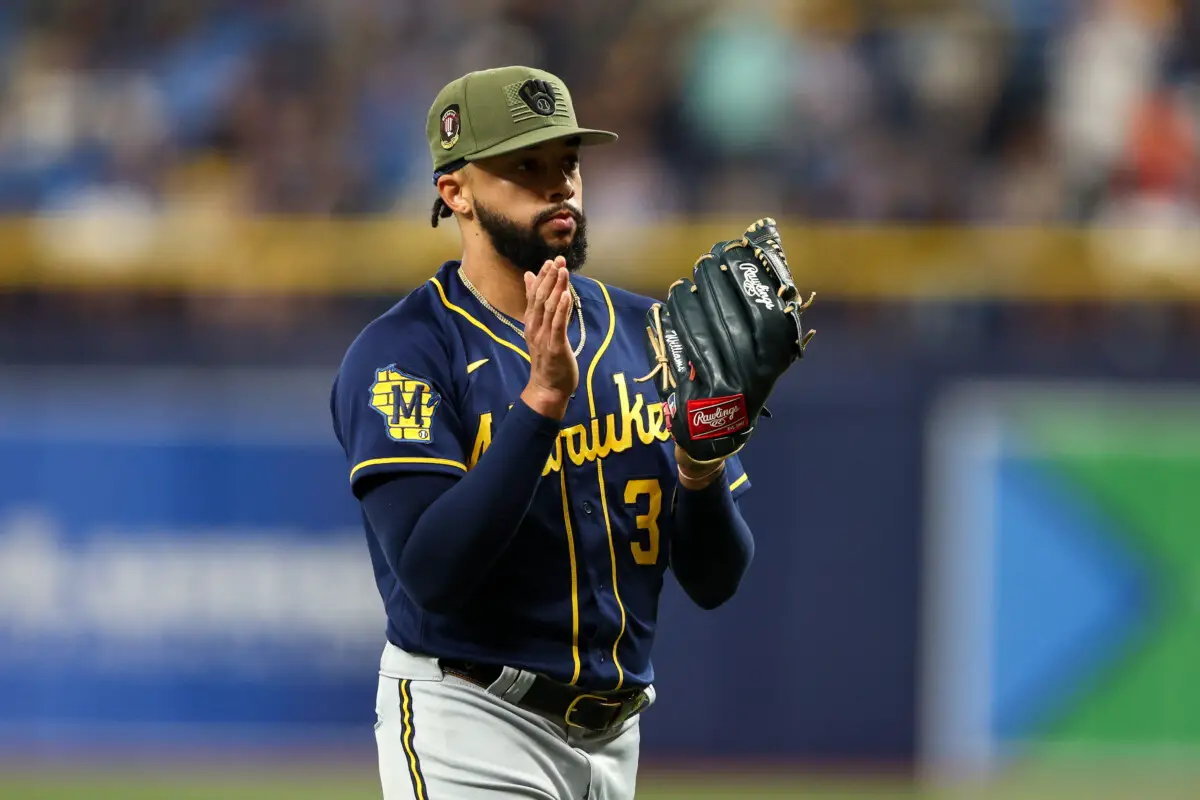 Brewers' NASTY reliever Devin Williams gets 5 huge Ks to keep