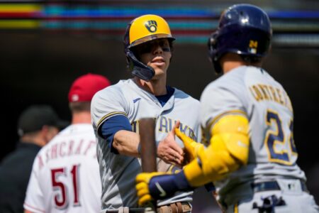 Milwaukee Brewers, Cincinnati Reds, game 6/4, odds, starting pitchers, game time