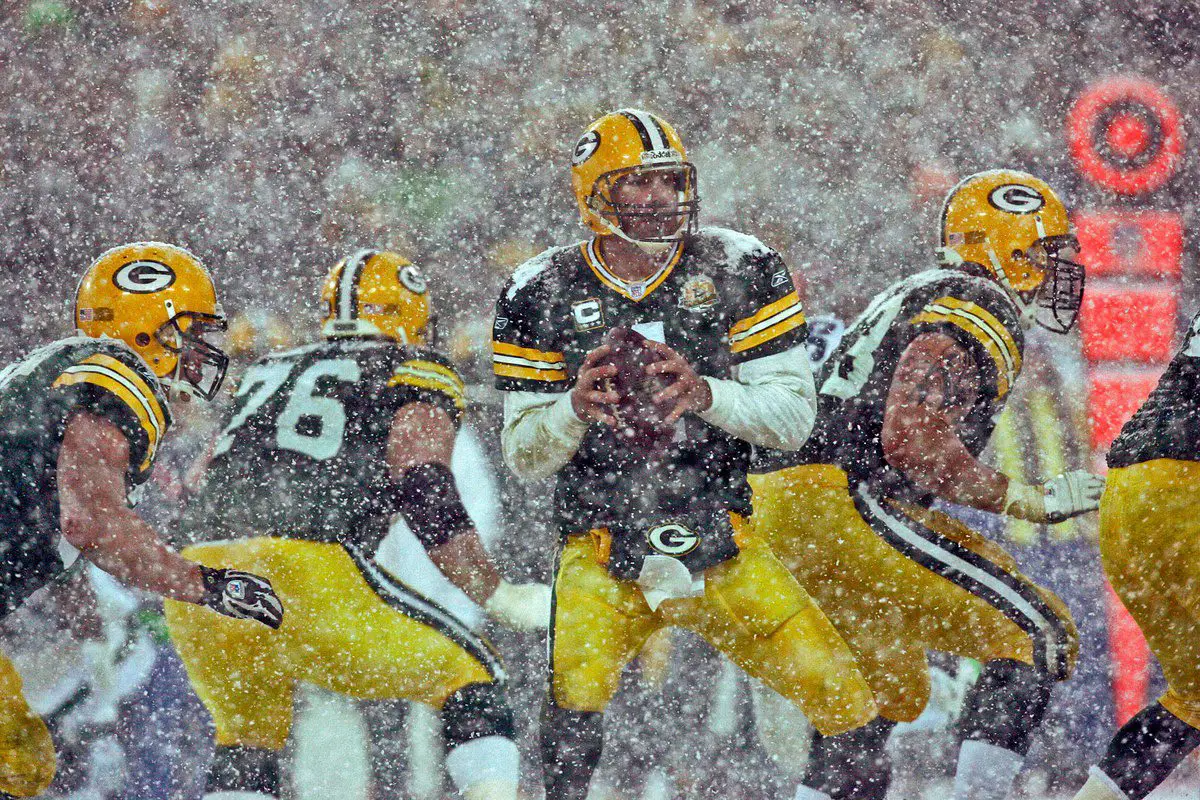 Packers' motto: Favre-ever young - Deseret News