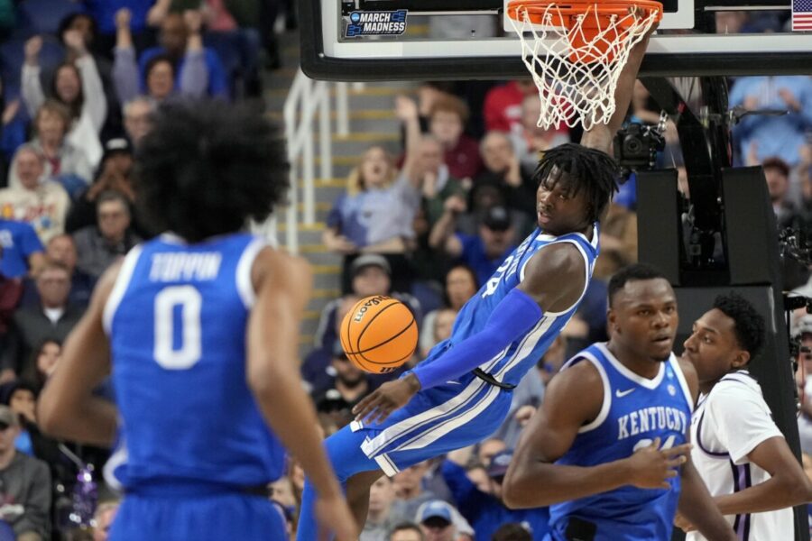 Milwaukee Bucks: Chris Livingston Reunion on 1-Year Deal Likely Spells End for Fellow Youngster 1 Chris Livingston, Milwaukee Bucks, Andre Jackson Jr.