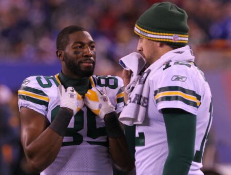 Former Green Bay Packers wide receiver Greg Jennings says the New York Jets will start 1-5 with Aaron Rodgers