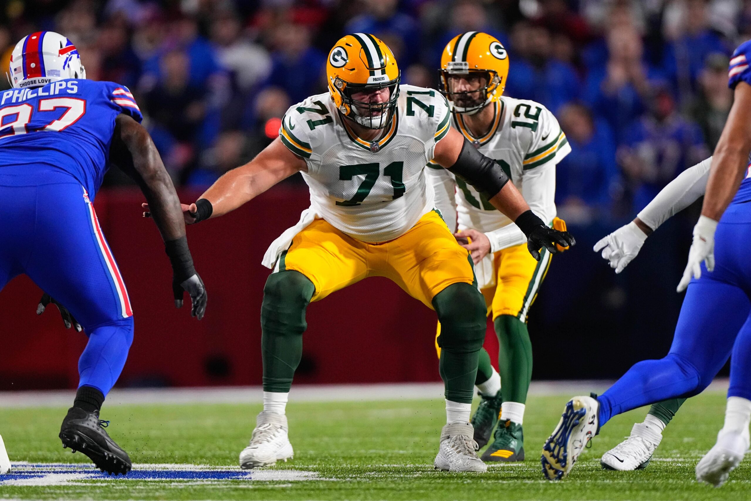 Could Josh Myers lose his starting job as center for the Green Bay Packers to Zach Tom?