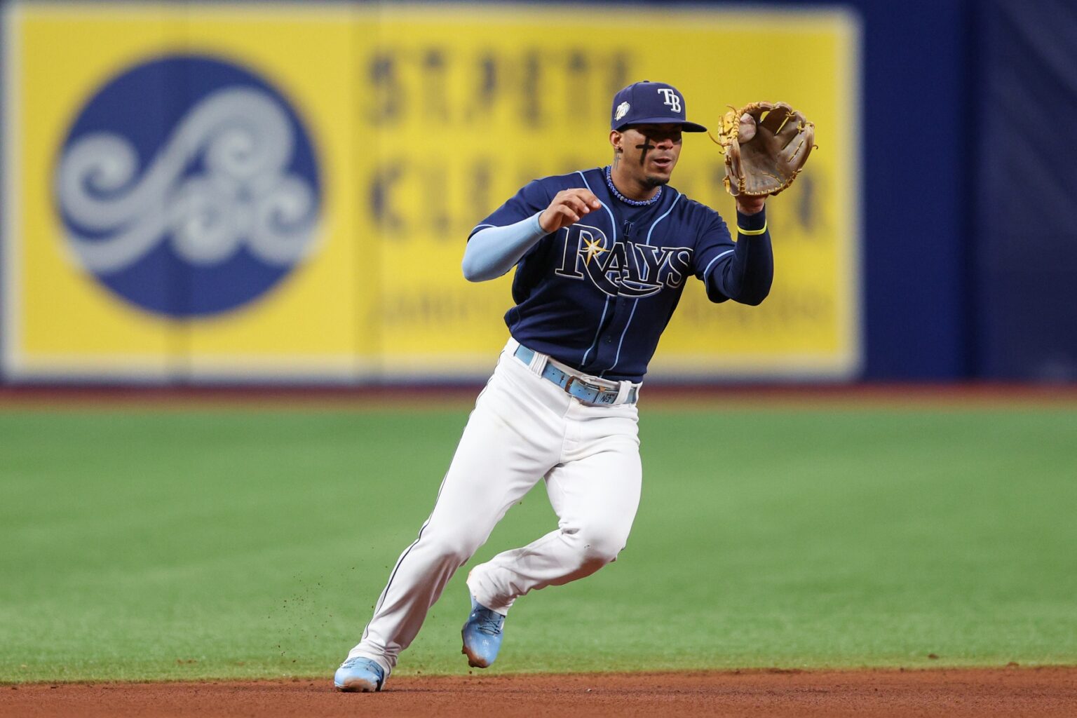 Wander Franco agreed to a historic contract of about $200 million and 12  years with the Rays