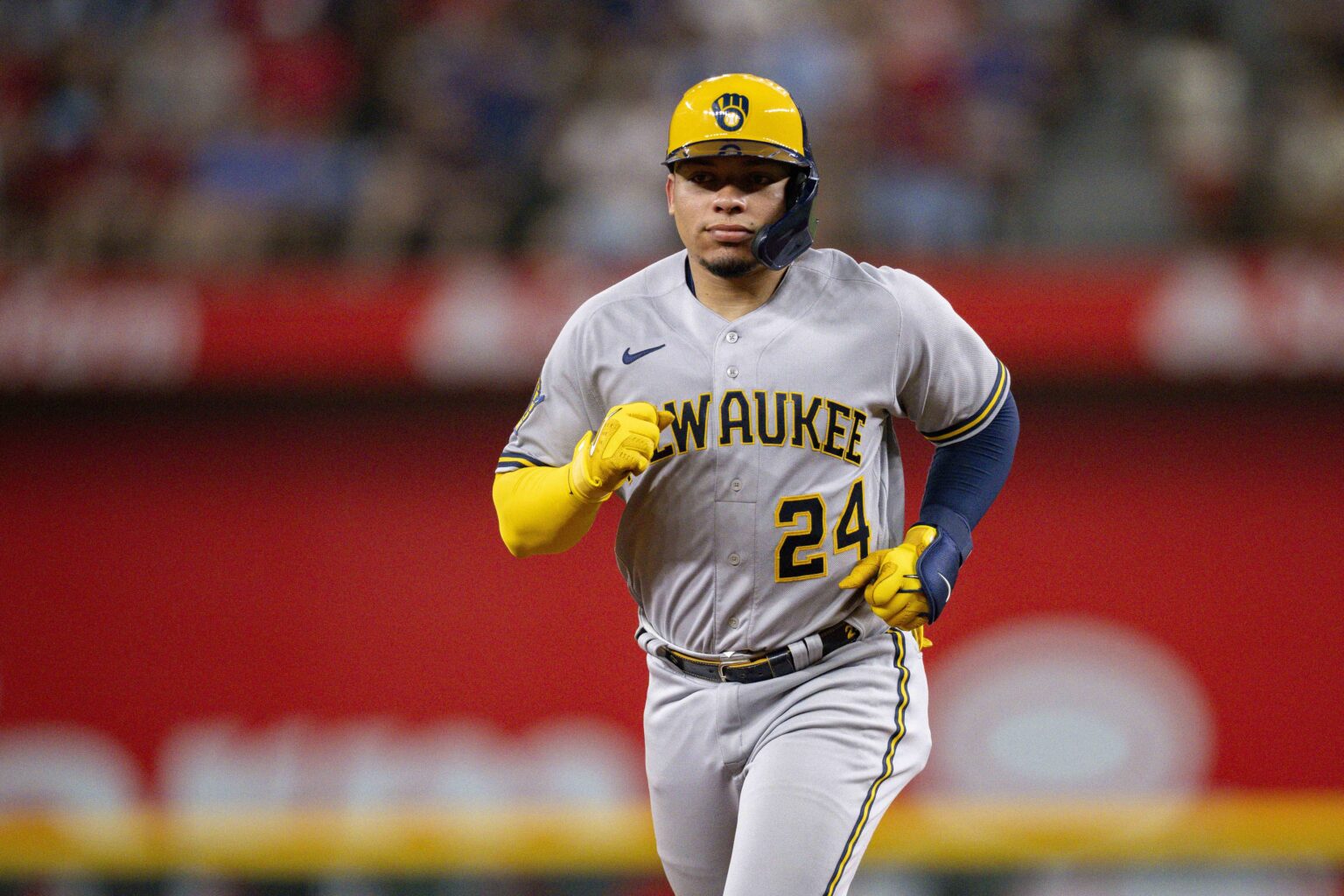 Contreras' homer leads Brewers over Pirates