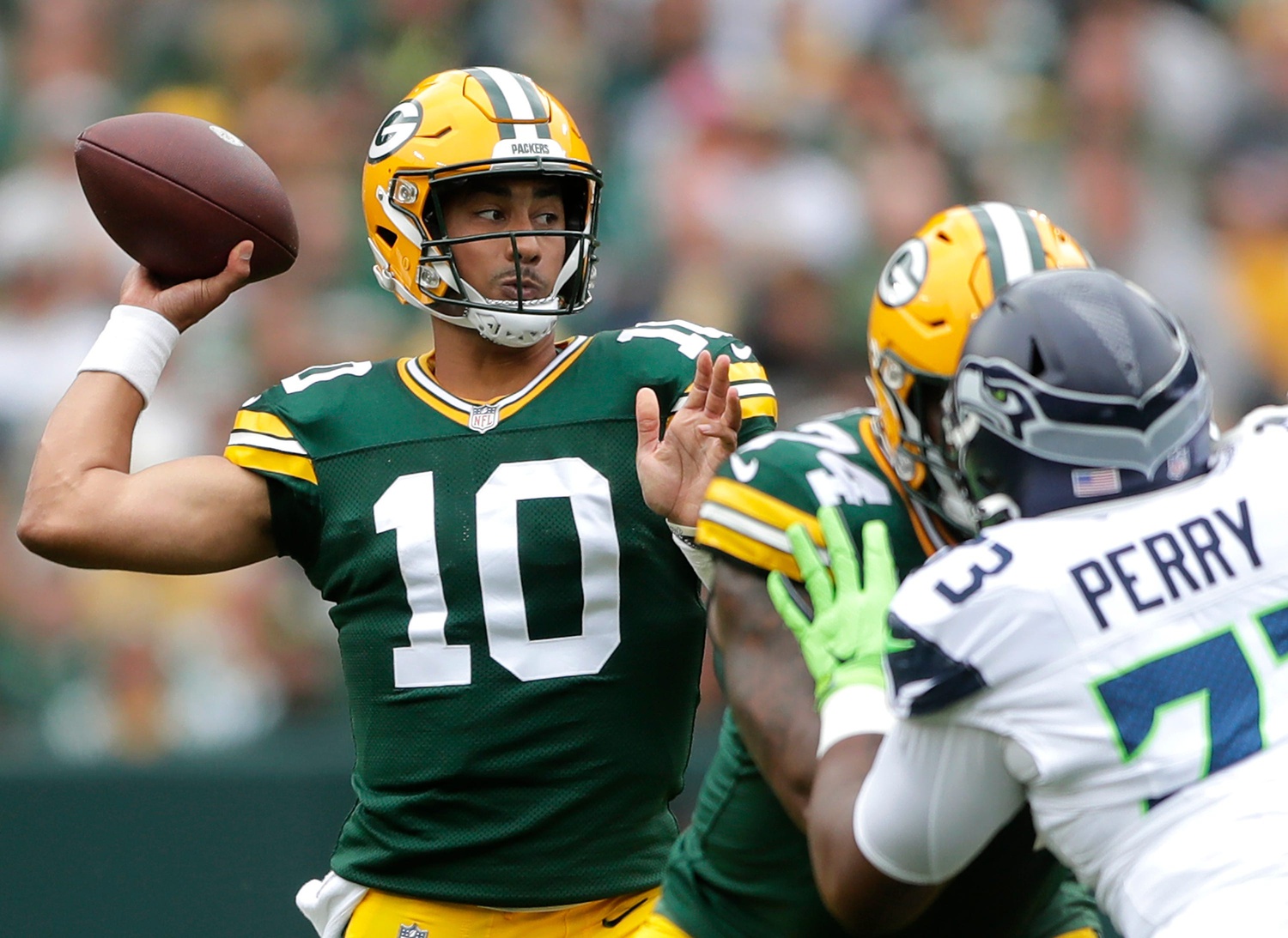 Jordan Love delivers for Packers in first start against Bears