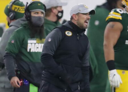 Green Bay Packers head coach Matt LaFleur argues a pass interference call during the 4th quarter of the Green Bay Packers 31-26 loss to the Tampa Bay Buccaneers in the NFC championship playoff game Sunday, Jan. 24, 2021, at Lambeau Field in Green Bay, Wis. © Mike De Sisti / The Milwaukee Jo via Imagn Content Services, LLC
