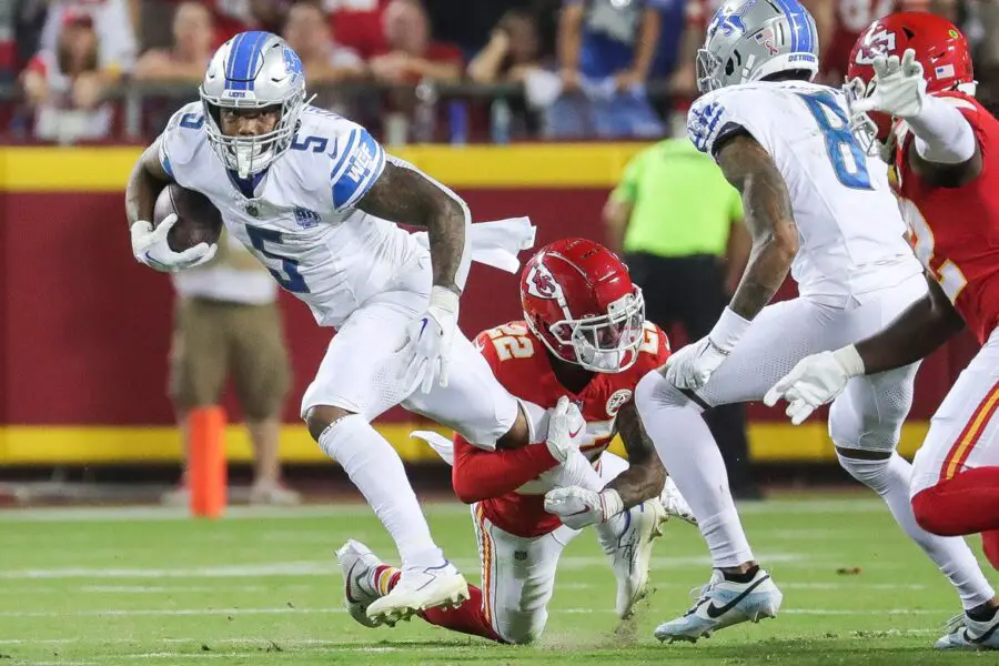 Lions running back David Montgomery runs against Chiefs cornerback Trent McDuffie during the second half of the Lions' 21-20 win on Thursday, Sept. 7, 2023, in Kansas City, Missouri. © Junfu Han / USA TODAY NETWORK (Green Bay Packers)