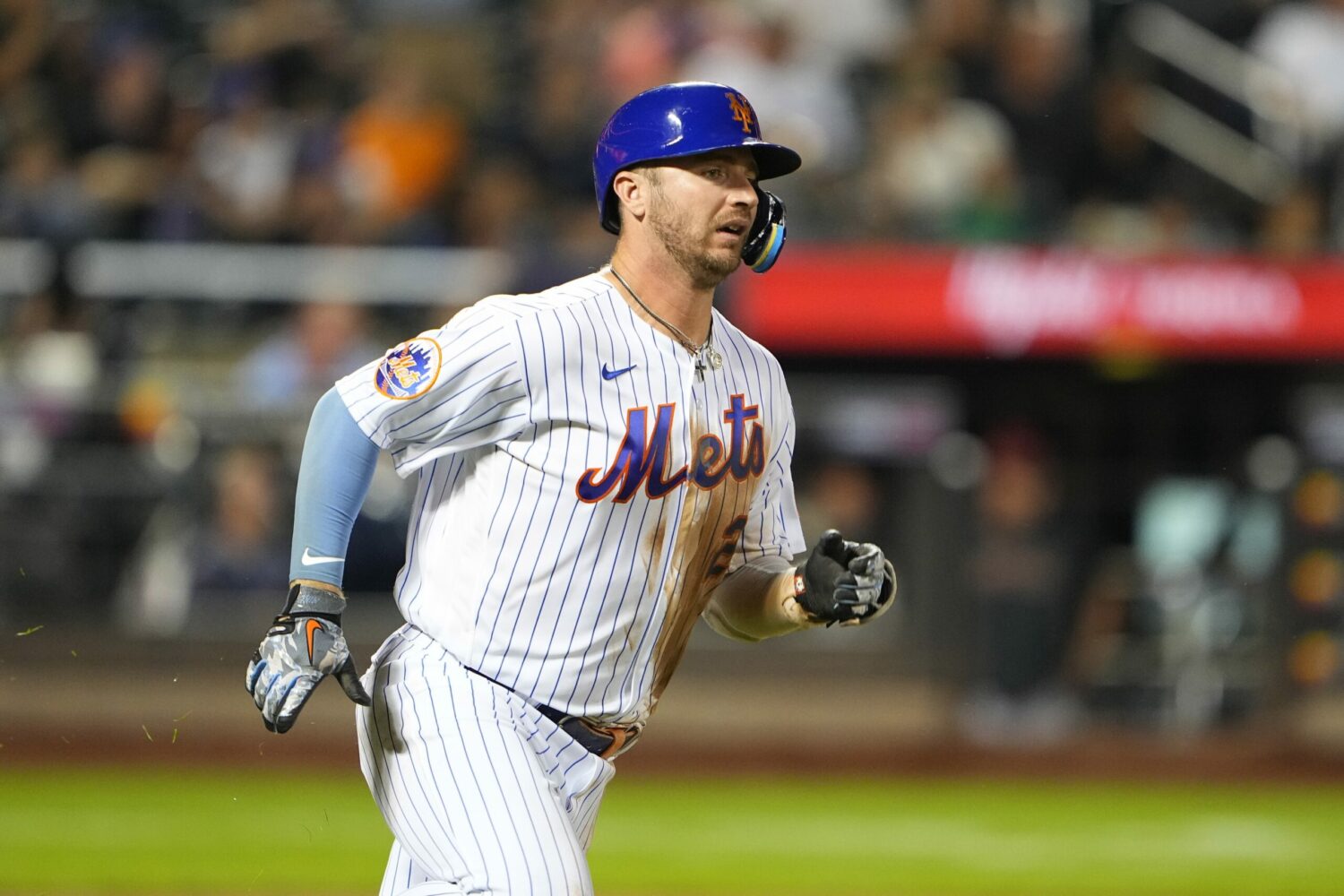 Milwaukee Brewers Express Strong Interest in Trading for New York Mets' Pete  Alonso, Contract Extension Likely - BVM Sports