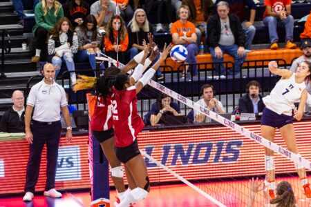 Badgers volleyball hosts a block party in Illinois