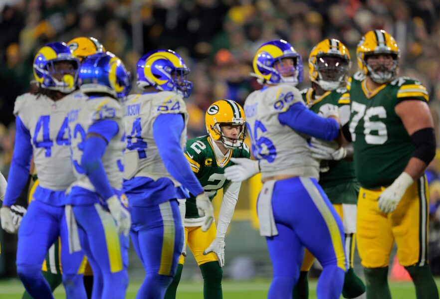 Green Bay Packers kicker Mason Crosby (2) reacts after missing a 42-yard field goal attempt against the Los Angeles Rams in the fourth quarter during their football game Sunday, November 28, 2021, at Lambeau Field in Green Bay, Wis. Dan Powers/USA TODAY NETWORK-Wisconsin