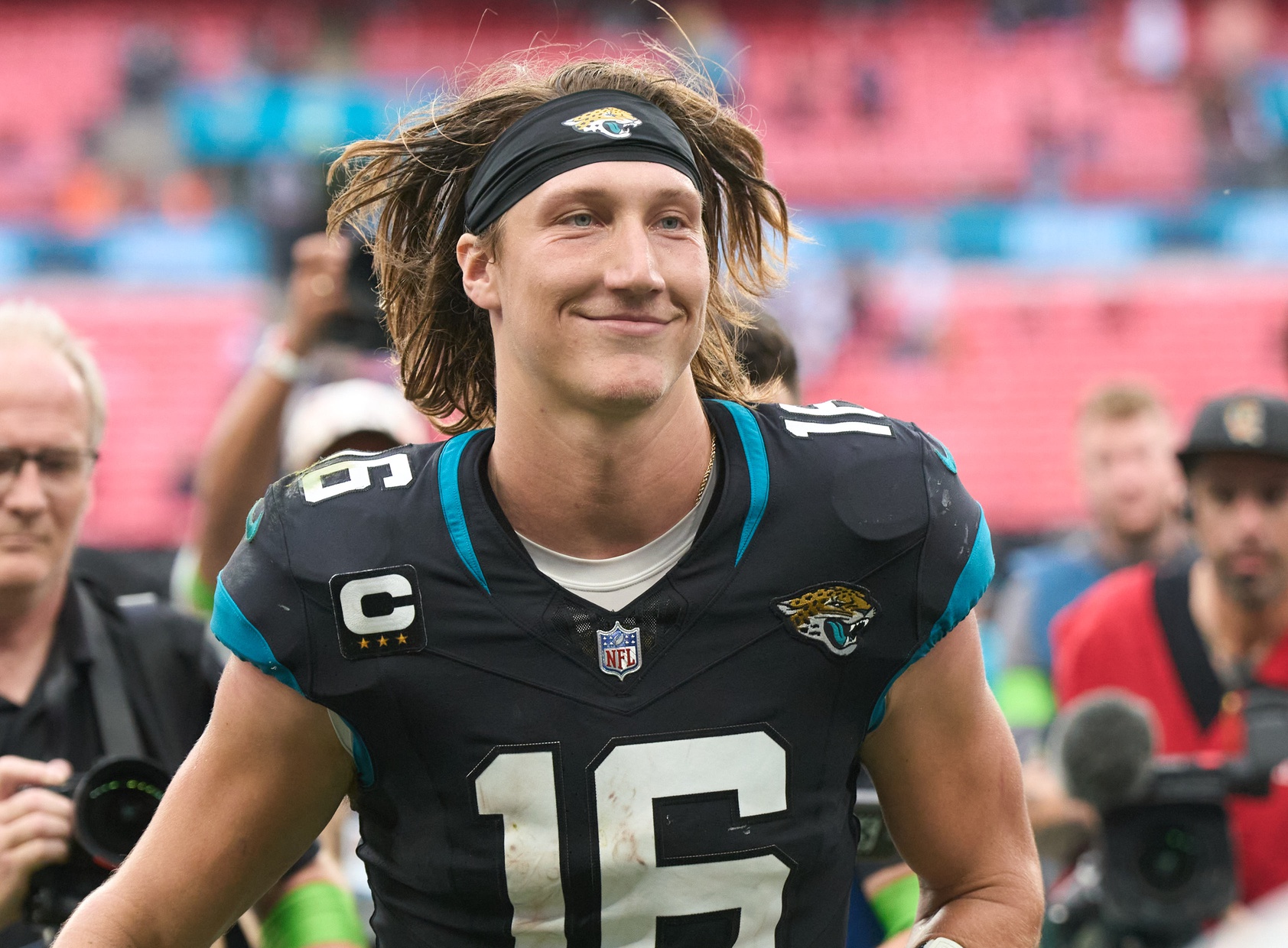 Jaguars QB Trevor Lawrence leads All-AFC South team