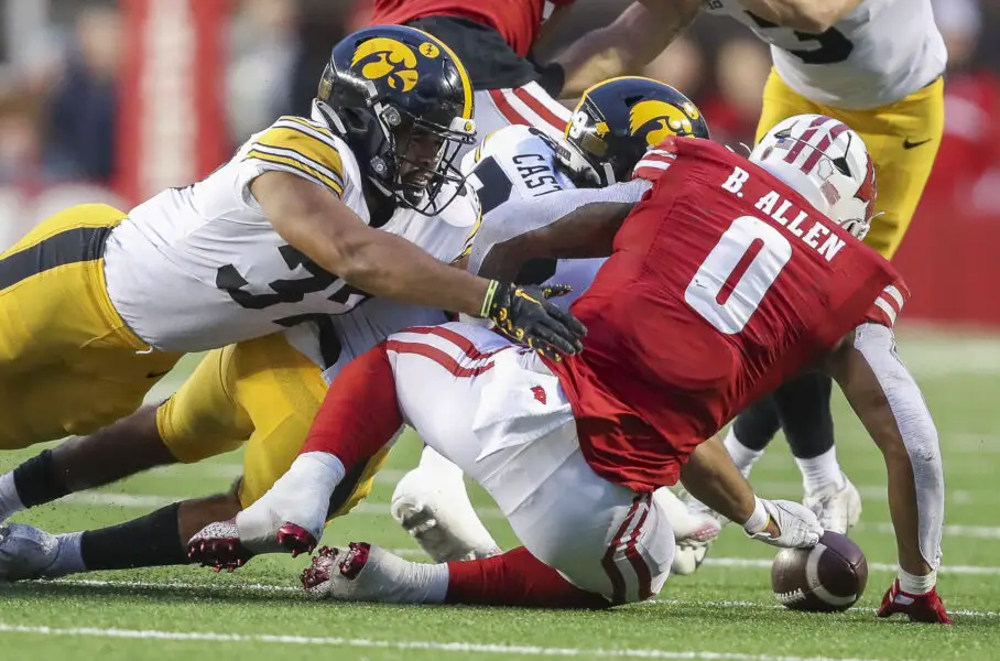Wisconsin Badgers football lost in embarrassing fashion to the Hawkeyes.