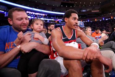Wisconsin Native Jordan Poole Erupts For 41 Points in Preseason Game for  Washington Wizards