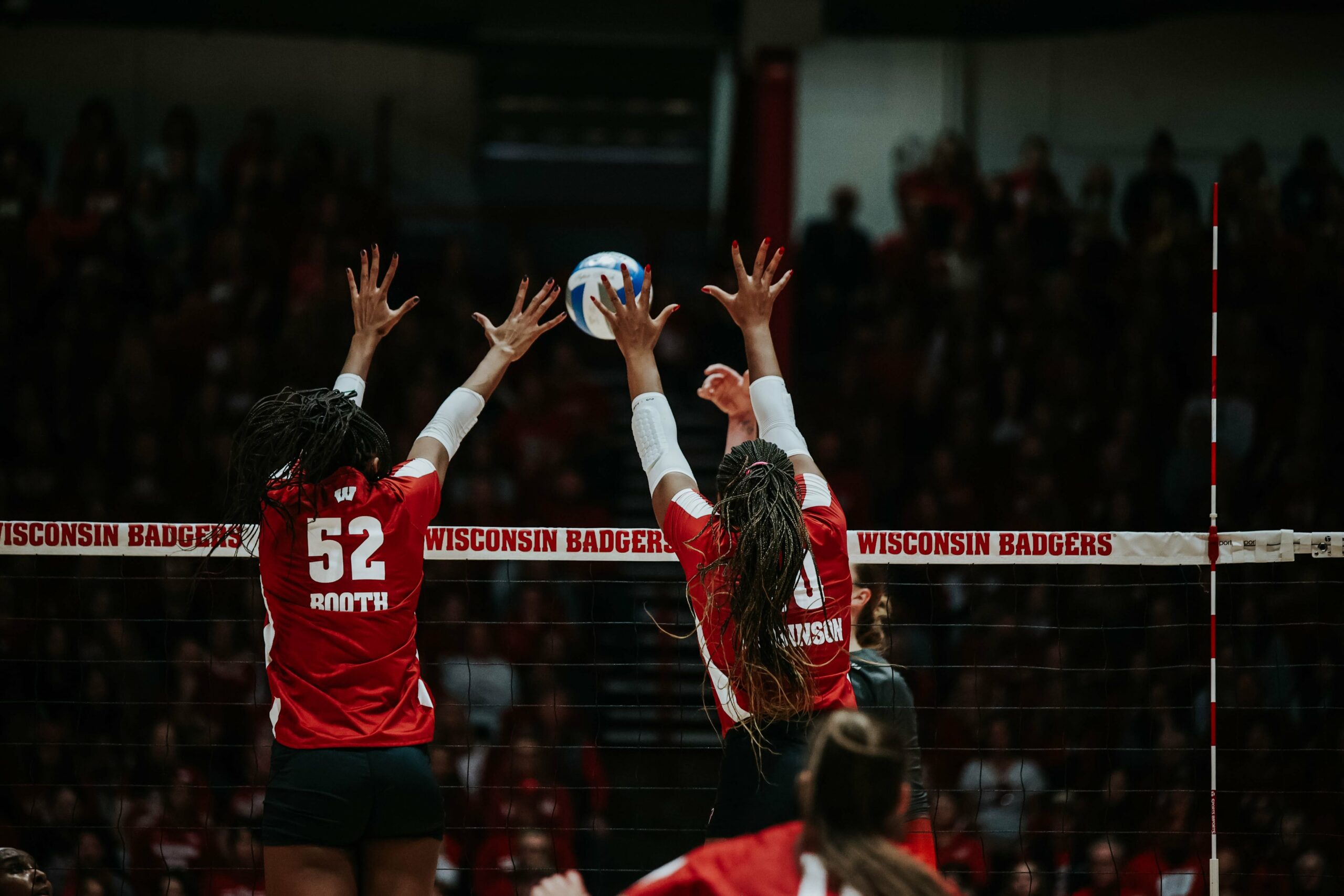 No. 2 Wisconsin Volleyball Steady Amongst Changing Top 10 In AVCA Polling