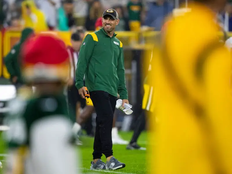 Green Bay Packers head coach Matt LaFleur smiles after Aaron Rodgers (12) hit another trick shot during Packers Family Night at Lambeau Field, Saturday, Aug. 7, 2021, in Green Bay, Wis. Samantha Madar/USA TODAY NETWORK-Wisconsin Gpg Packersfamilynight 08072021 0031