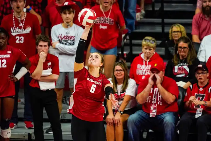 Wisconsin Volleyball Battles During 3-1 Loss Versus #15 Penn State ...