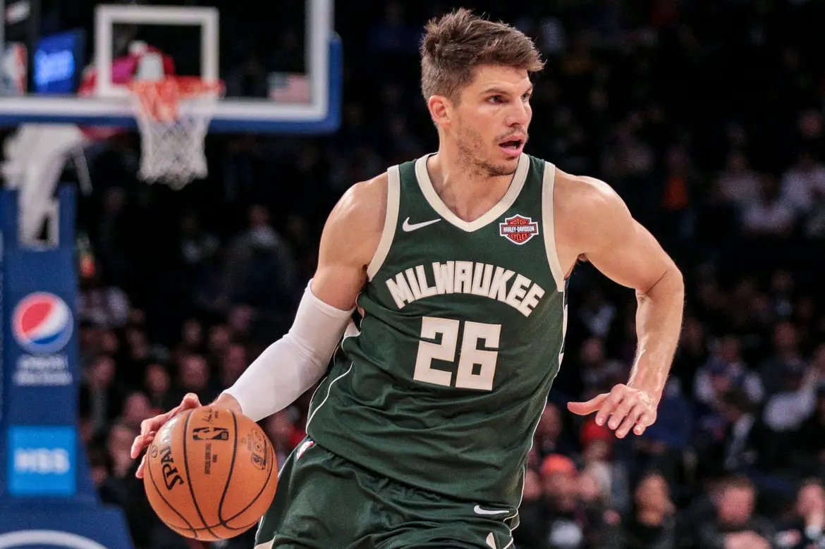 Dec 21, 2019; New York, New York, USA; Milwaukee Bucks guard Kyle Korver (26) dribbles during the second half against the New York Knicks at Madison Square Garden. Mandatory Credit: Vincent Carchietta-USA TODAY Sports