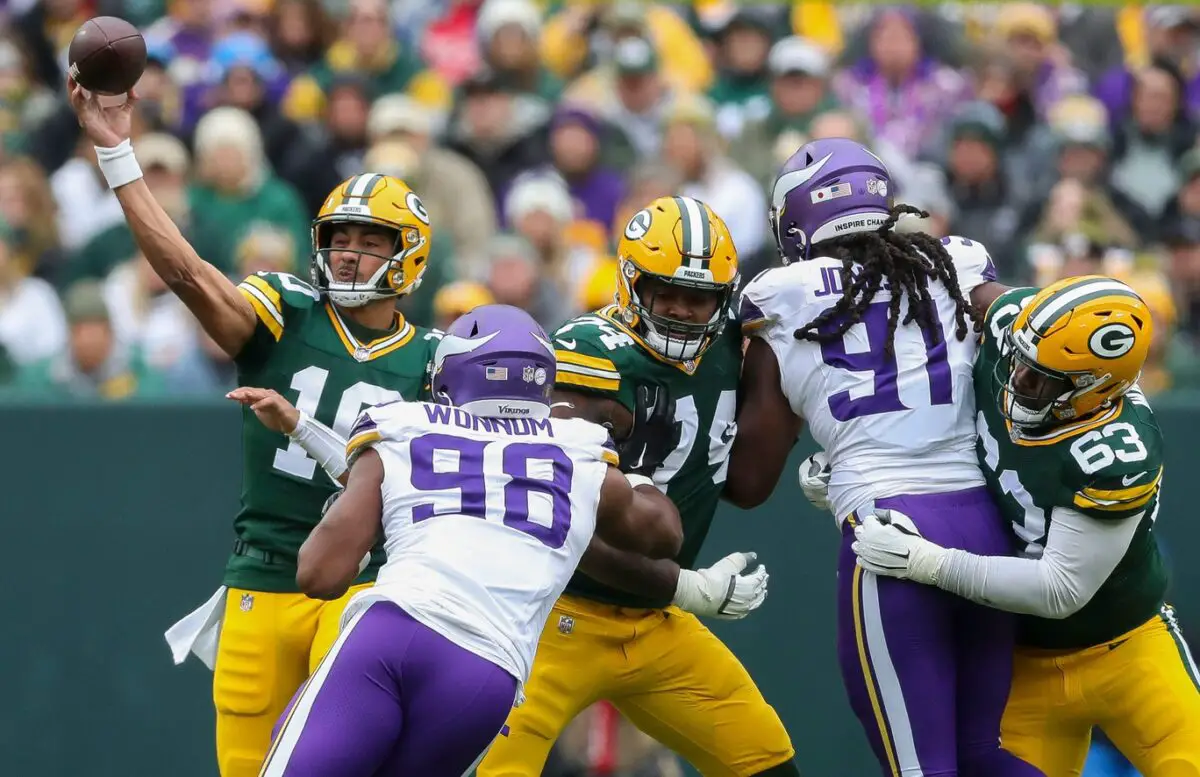 Green Bay Packers quarterback Jordan Love vs the Minnesota Vikings