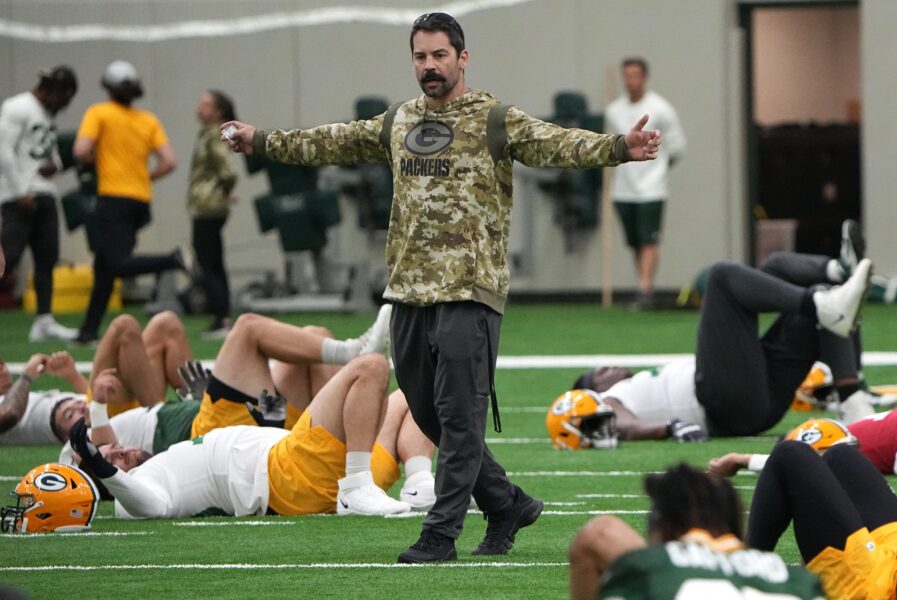 Strength and conditioning coordinator Chris Gizzi is shown during the Green Bay Packers organized team activities (OTA) Tuesday, May 24, 2022 in Green Bay, Wis. © Mark Hoffman / Milwaukee Journal Sentinel / USA TODAY NETWORK