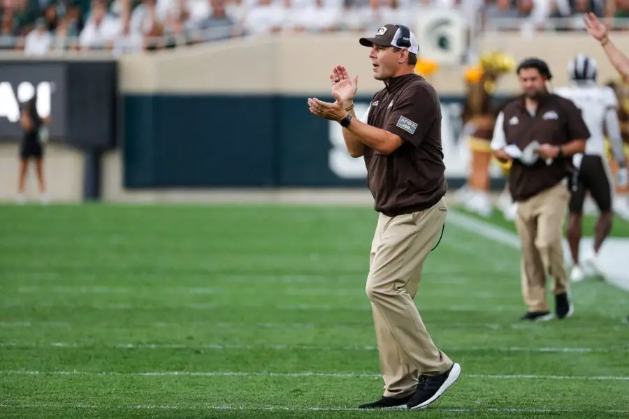 Western Michigan head coach Tim Lester cheers for the players against Michigan State during the first half at Spartan Stadium in East Lansing on Friday, Sept. 2, 2022. © Junfu Han/Detroit Free Press / USA TODAY NETWORK (Green Bay Packers)