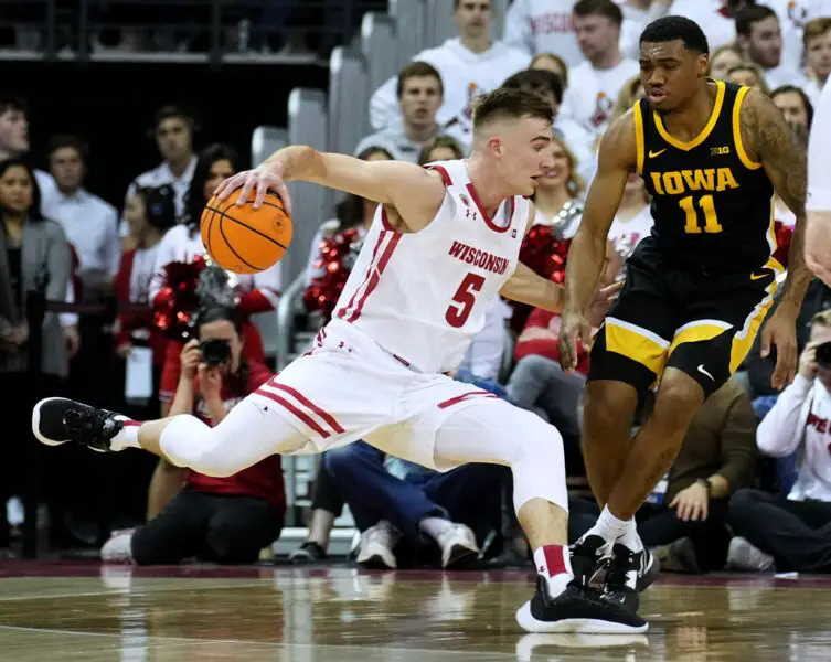Wisconsin Badgers Basketball prepares to play against the Iowa Hawkeyes