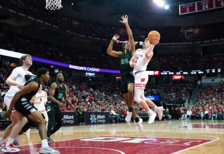 Wisconsin Badgers basketball guard Max Klesmit may play point guard in Chucky Hepburn's absence