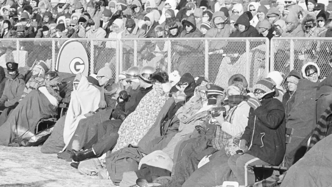 fans ice bowl