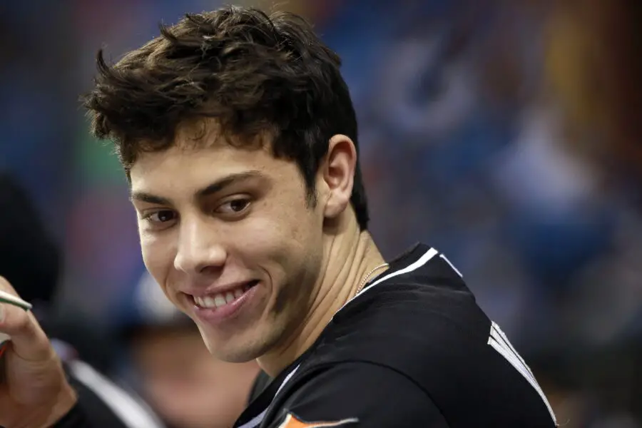 Milwaukee Brewers, Brewers News, Christian Yelich, Wisconsin Badgers, Badgers Football 