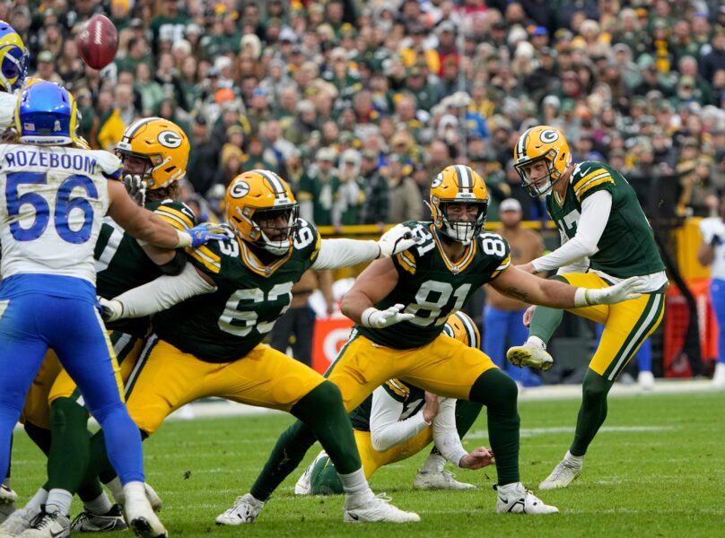 Green Bay Packers' Anders Carlson (17) kicks a field goal during the fourth quarter of their game at Lambeau Field Sunday, November 5, 2023 in Green Bay, Wisconsin. The Green By a Packers beat the Los Angeles Rams 20-3.Mark Hoffman/Milwaukee Journal Sentinel