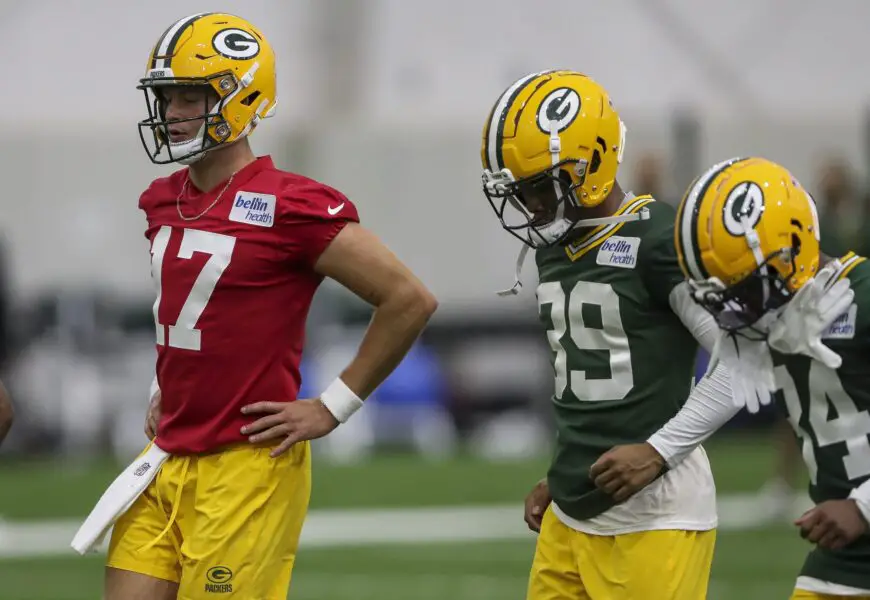 Green Bay Packers: Quarterback Controversy Brewing 3 Green Bay Packers