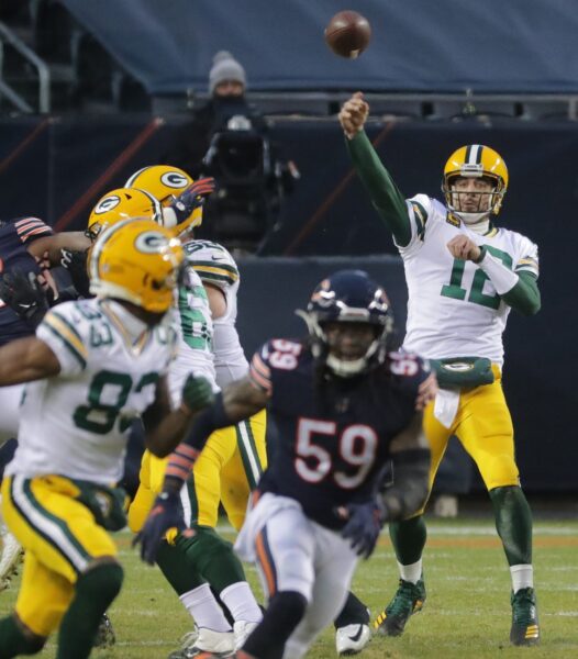 Green Bay Packers quarterback Aaron Rodgers (12) throws a 72-yard touchdown pass to wide receiver Marquez Valdes-Scantling (83) during the second quarter of their game Sunday, January 3, 2011 at Soldier Field in Chicago, Ill.MARK HOFFMAN/MILWAUKEE JOURNAL SENTINEL