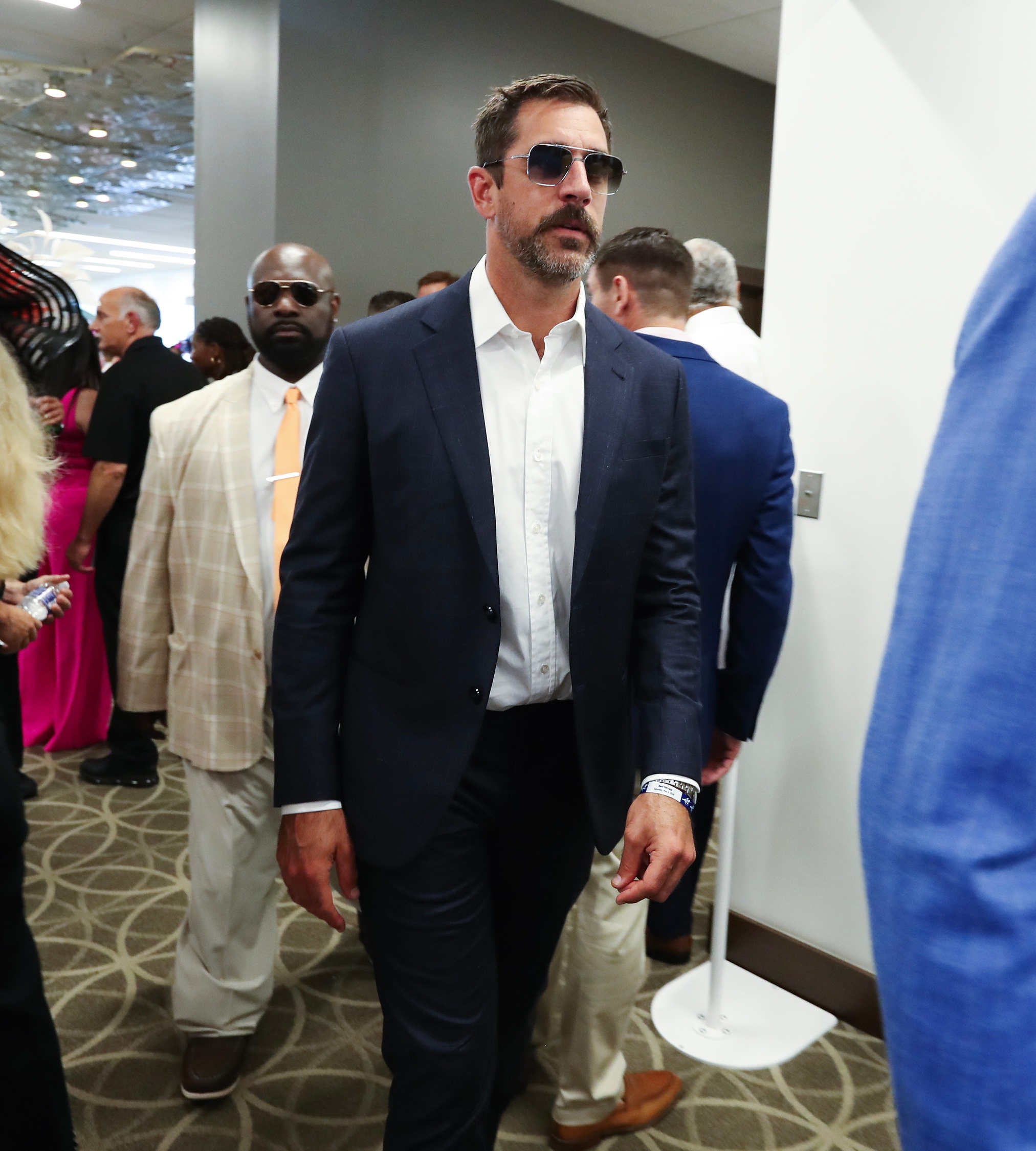 New York Jets QB Aaron Rodgers in the Turf Club during the Kentucky Derby in Louisville, Ky. on May. 4 2024. © Sam Upshaw Jr./Courier Journal / USA TODAY NETWORK
