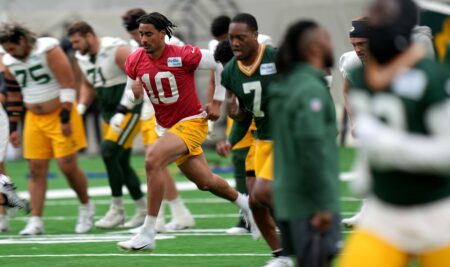 Green Bay Packers quarterback Jordan Love (10) is shown during organized team activities Wednesday, May 29, 2024 in Green Bay, Wisconsin. © Mark Hoffman/Milwaukee Journal Sentinel / USA TODAY NETWORK