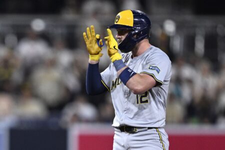 Milwaukee Brewers, Brewers News, Rhys Hoskins