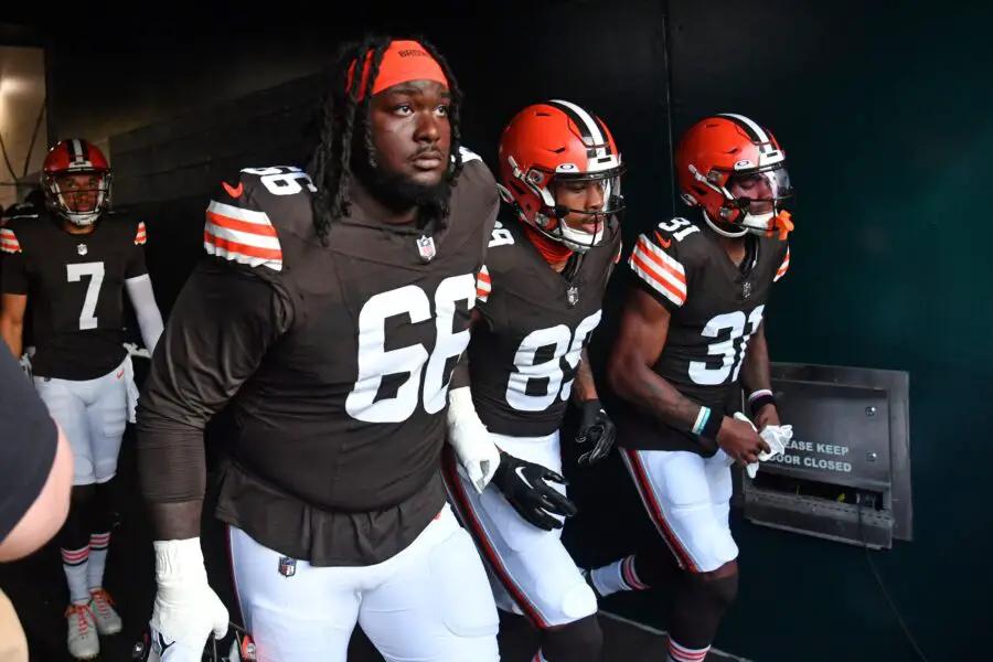 Aug 17, 2023; Philadelphia, Pennsylvania, USA; Cleveland Browns offensive tackle James Hudson III (66), wide receiver Cedric Tillman (89) and wide receiver Jalen Wayne (31) against the Philadelphia Eagles at Lincoln Financial Field. Mandatory Credit: Eric Hartline-USA TODAY Sports (Green Bay Packers)