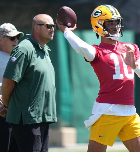 Are the Green Bay Packers Super Bowl Contenders in 2025? ESPN Expert Chimes In Green Bay Packers, Adam Stenavich, Seattle Seahawks