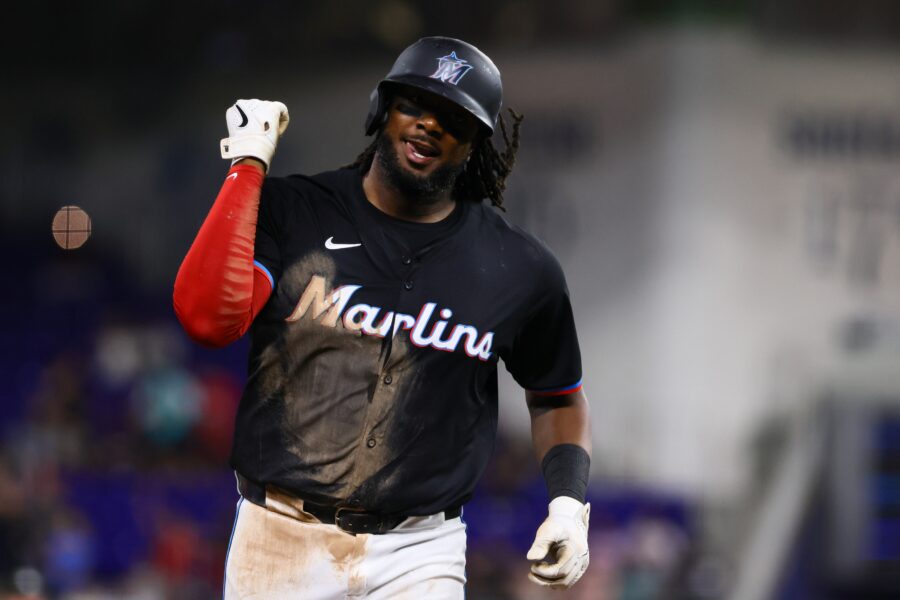 Milwaukee Brewers, Brewers News, Brewers Rumors, Miami Marlins, Marlins News, Marlins Rumors, Josh Bell 