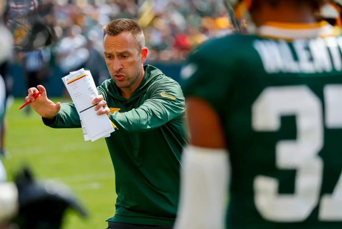 Green Bay Packers defensive coordinator Jeff Hafley gives instruction during a drill with defensive backs on Saturday, July 27, 2024, at Ray Nitschke Field in Ashwaubenon, Wis. Tork Mason/USA TODAY NETWORK-Wisconsin