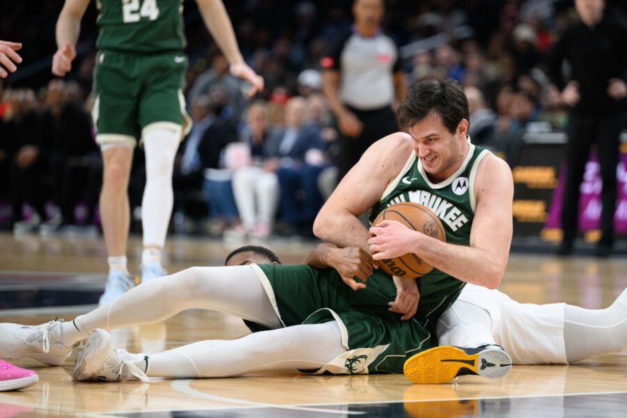 Milwaukee Bucks forward Danilo Gallinari