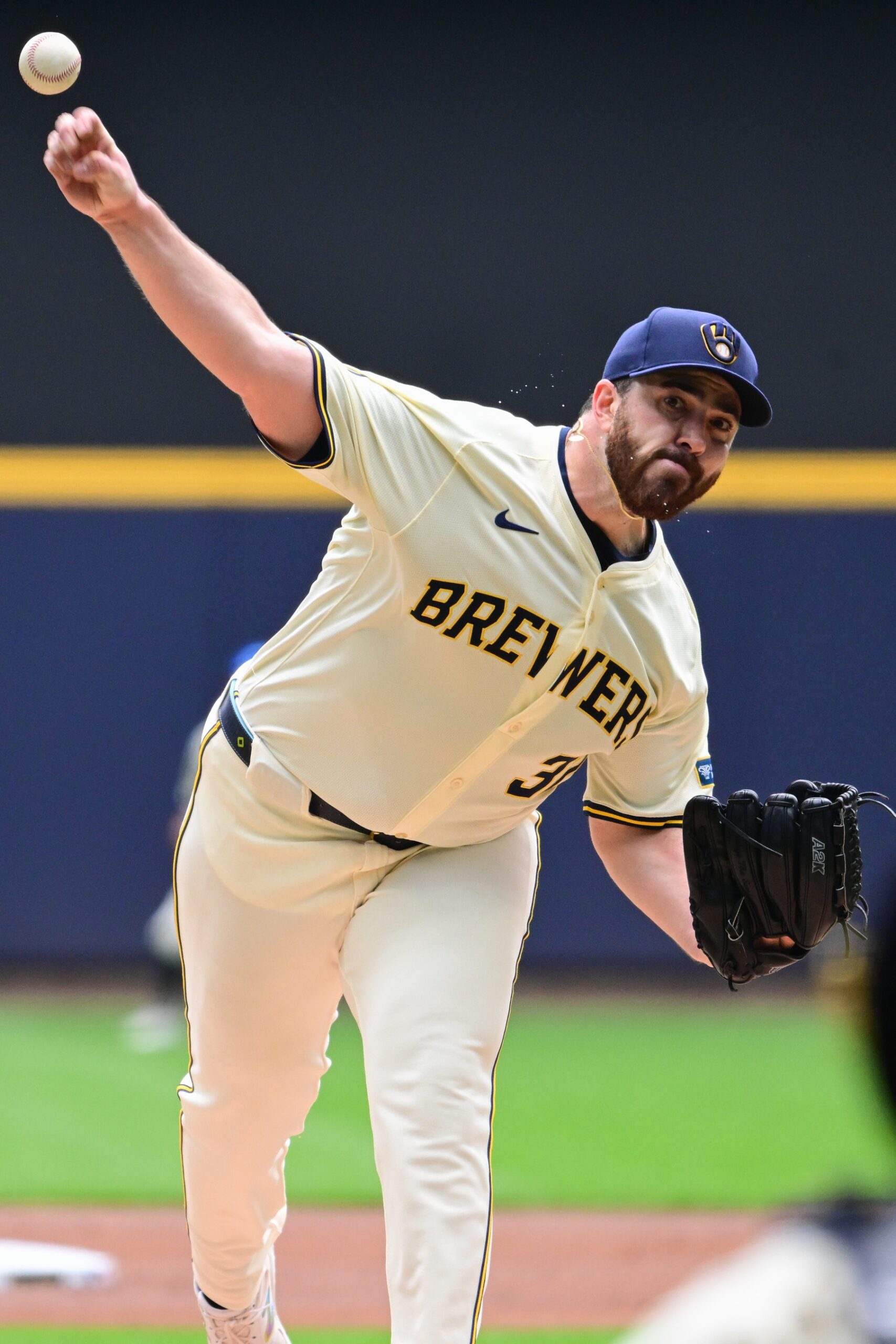 Milwaukee Brewers starting pitcher Aaron Civale (32) pitches in the first inning against the San Francisco Giants at American Family Field. 